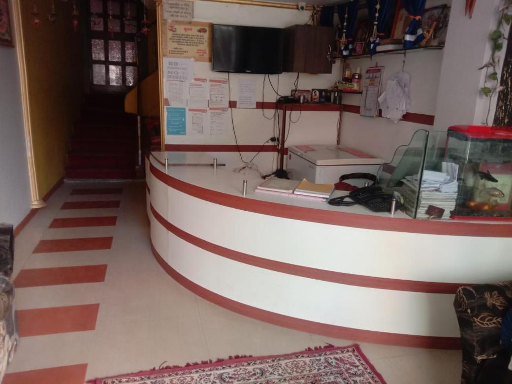 Hotel Prateek Pachmarhi Pachmarhī Eksteriør billede